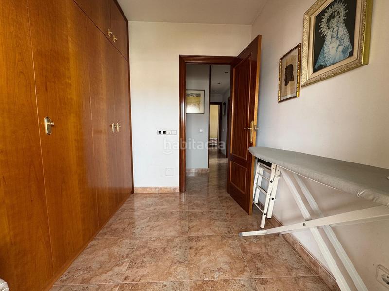 Foto 26cccce5-ff4c-4dc2-9cb4-fb92f8b392f7. Ático atico duplex 4 habitaciopnes mas terraza en Vilanova i la Geltrú