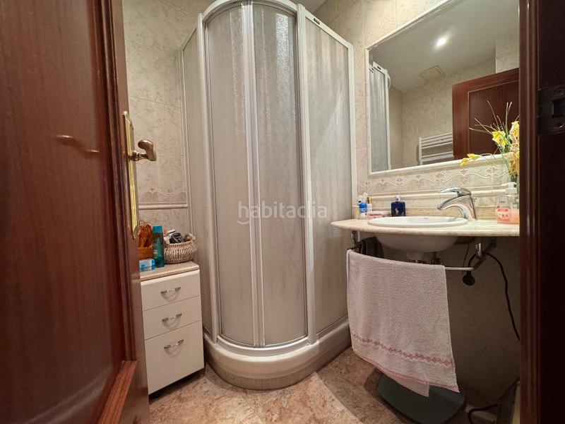 Foto 3020a9cf-d1bc-420e-8030-6e01ef000596. Ático atico duplex 4 habitaciopnes mas terraza en Vilanova i la Geltrú