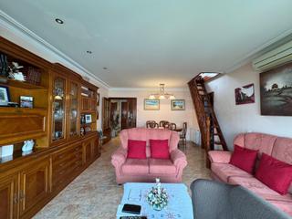 Àtic a Sant Joan. Atico duplex 4 habitaciopnes mas terraza