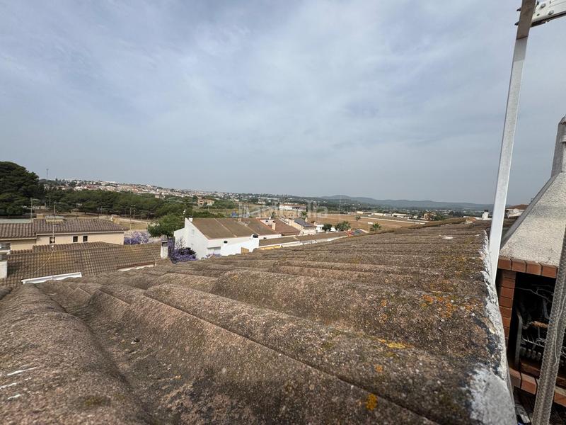 Foto 7bd55b83-748c-4aca-9727-b662462b7bb8. Ático atico duplex 4 habitaciopnes mas terraza en Vilanova i la Geltrú