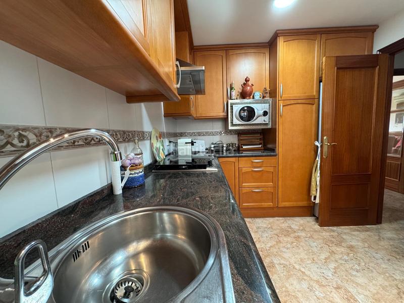 Foto c25ed76e-d3ed-48f6-9170-3e864017adb1. Ático atico duplex 4 habitaciopnes mas terraza en Vilanova i la Geltrú