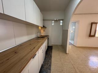 Flat in Can Tintorer-Can Tries. Acogedor piso en gavà, ideal para familias