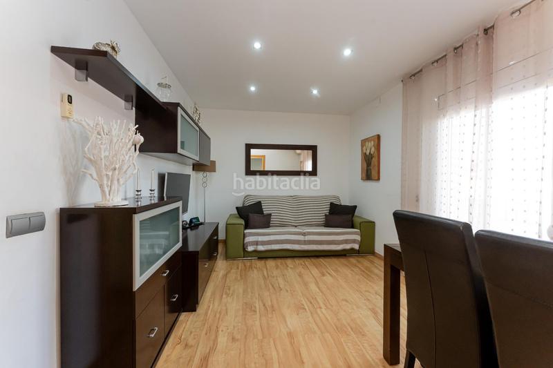 Foto 27a03a23-f97e-4cef-b2fa-c44023ec86a4. Àtic a Passeig Maragall Gavà