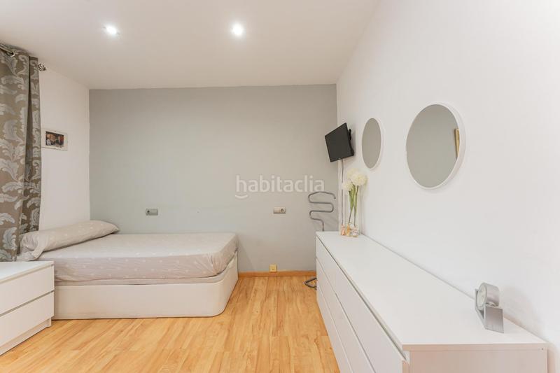 Foto 6b00bcf3-9a00-4600-b8e3-d9246d95920c. Àtic a Passeig Maragall Gavà