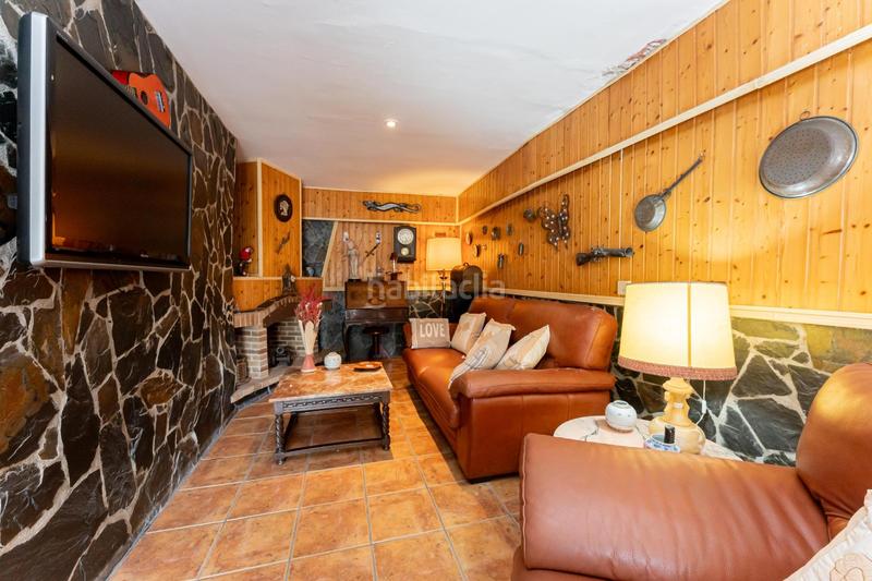 Foto 8e17dd52-4cbf-48a1-a511-bec5438faa2e. Chalet mit heizung parking pool in Montmar Castelldefels