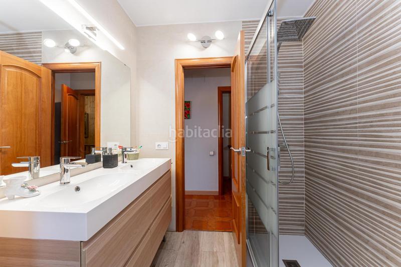 Foto 567dea6e-711a-4163-b2ef-30e617d3eec8. Chalet avec chauffage parking piscine dans Montmar Castelldefels