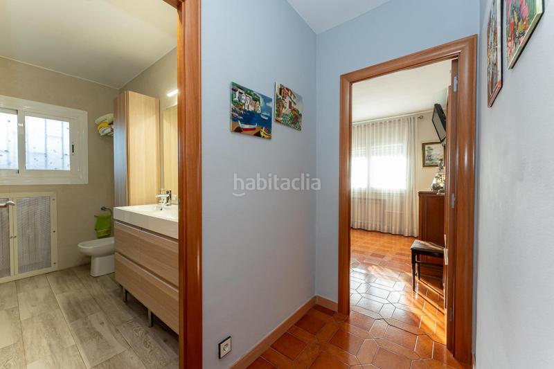 Foto d0b4880b-f92d-4ec2-b4fe-32fed2478f06. Chalet avec chauffage parking piscine dans Montmar Castelldefels