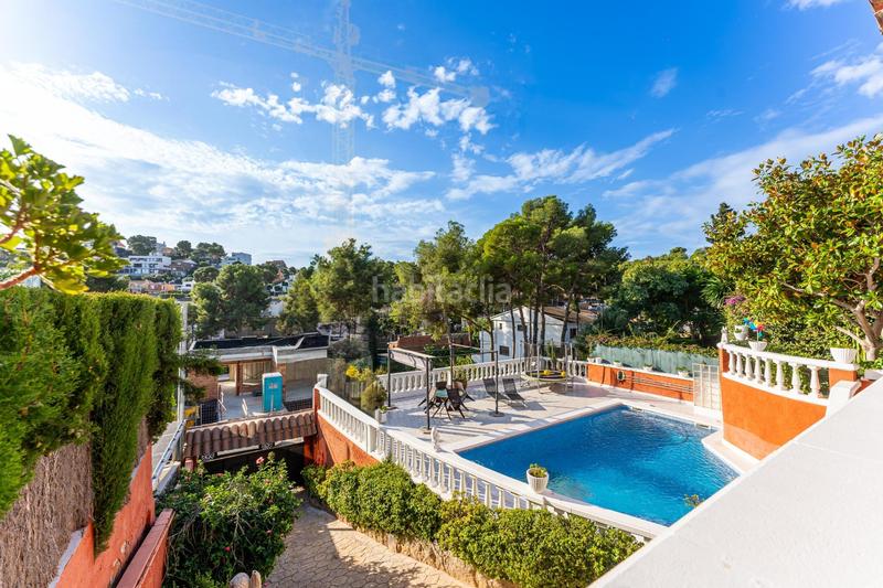 Foto b34d1cd8-1866-4876-8b65-8c678185bccf. Xalet amb calefacció aparcament piscina a Montmar Castelldefels