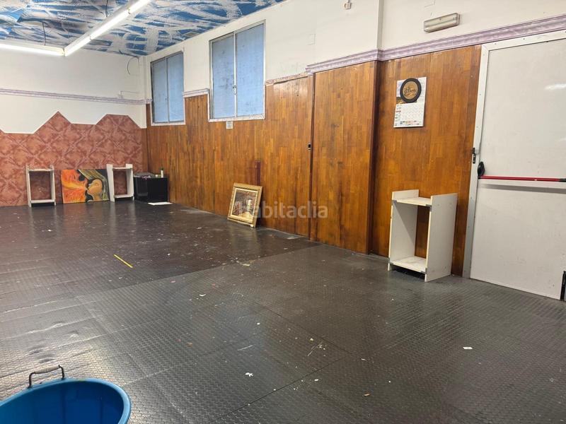 Foto 48aebe5d-94b7-48ff-9b1c-2cf72b43c6fa. Lloguer local comercial a La Roureda Viladecans