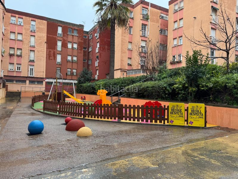 Foto 8b79c988-003b-4ff9-8e77-08d74a878af1. Planta baixa amb calefacció a Passeig Maragall Gavà