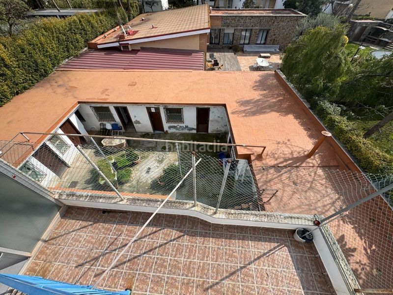 Foto 1e39e1c4-2d6c-4dae-980b-ea04335c014b. Casa amb calefacció aparcament a La Pineda Castelldefels