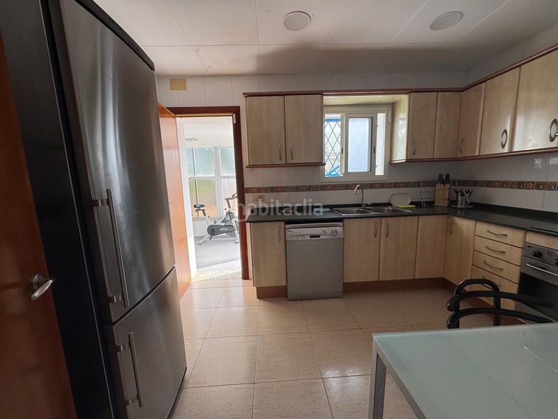 Foto d2fe32f7-c851-4aaa-be76-16888309bf5b. Casa amb calefacció aparcament a La Pineda Castelldefels