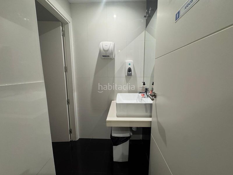 Foto bc01dab8-0236-4269-9c2f-51919fa8cad8. Traspàs local comercial a Centre Castelldefels