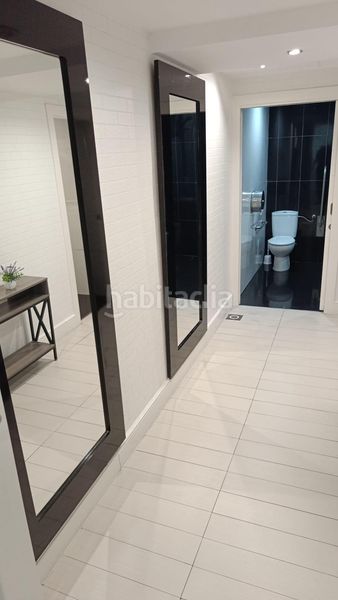 Foto f3082079-fc05-4ae3-9e9a-bb25d9cbc632. Traspàs local comercial a Centre Castelldefels