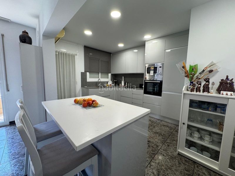 Foto 4898fa7f-6502-420a-beb4-90461ab7e9a0. Piso en Centre Castelldefels