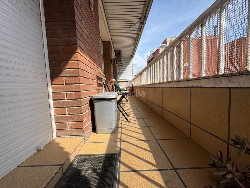 Foto b8bdd9ae-6b8f-4ea8-b3c1-79a95edb7c92. Piso en Centre Castelldefels