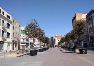 Etagenwohnung in Covadonga. Piso okupado en venta sabadell centro