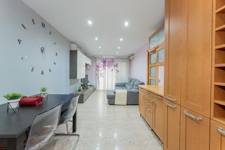 Flat in Centre. Piso de tres habitaciones en centro de viladecans