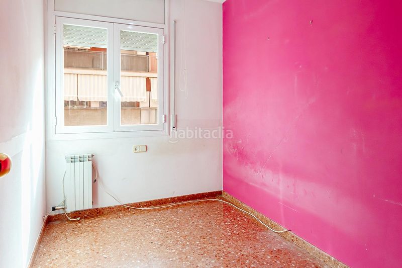 Foto 6f117ddf-47b2-4093-943d-db0e22981bcf. Pis amb calefacció aparcament a La Roureda Viladecans