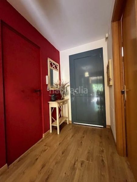 Foto 6ea1075a-e4b8-46d3-ae6d-dad3a3662250. Casa adossada amb aparcament a Salomó