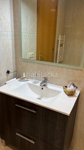 Foto abeef19a-0144-417a-b4f0-55dcd5a05155. Casa adossada amb aparcament a Salomó