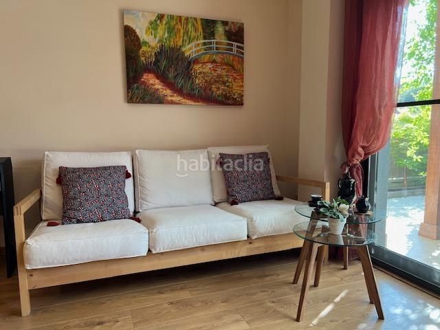 Foto d608a882-90cc-4893-addd-1f6723c5c129. Casa adossada amb aparcament a Salomó