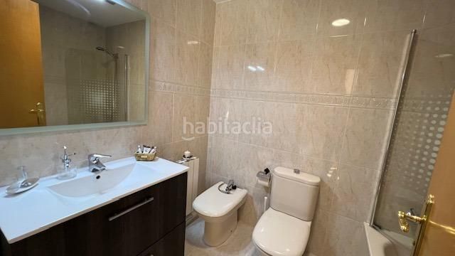 Foto d7b94250-13f8-4d80-9356-e3bebecb46c0. Casa adossada amb aparcament a Salomó