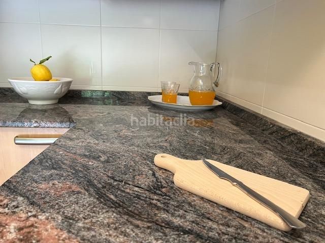Foto f2400af5-edc0-486d-9c6c-bb37a918e274. Casa adossada amb aparcament a Salomó