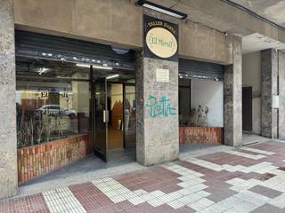 Local Comercial a La Roureda. Local en venta carretera sant climent