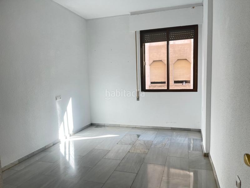 Foto 9248f0a6-4e4e-4a24-af78-036c87cf7cf1. Location appartement avec chauffage parking dans Centro Córdoba