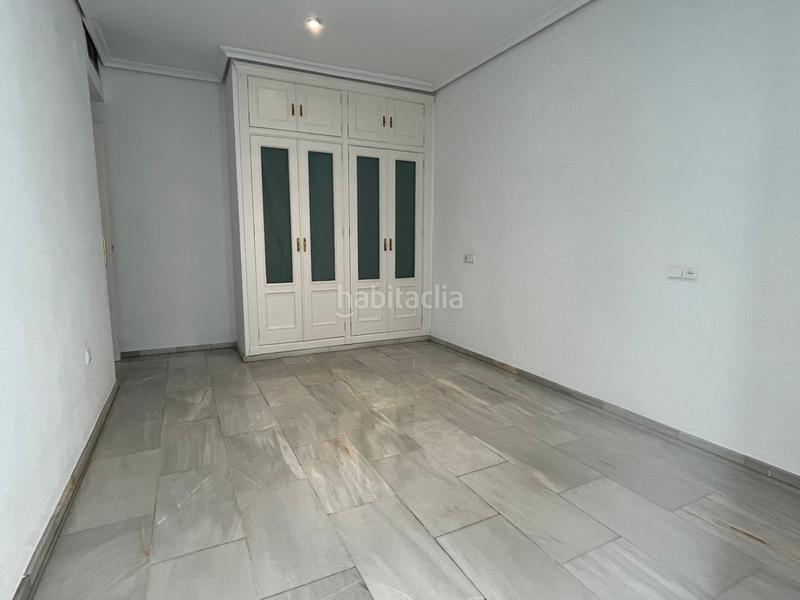 Foto ee122d02-d9ff-4bf7-ab92-e5cc50fb0d5d. Miete etagenwohnung mit heizung parking in Centro Córdoba