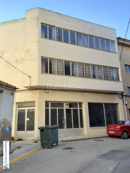 Foto 63e78de0-be3c-40ee-8105-19f0a9a3b315. Local comercial venta edificio comercial en Casas - Ibáñez