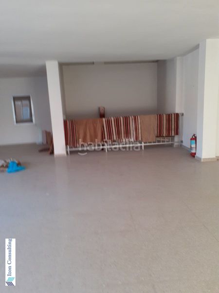 Foto cbdaba8d-2a1e-46c4-8981-07be966490e4. Local comercial venta edificio comercial en Casas - Ibáñez