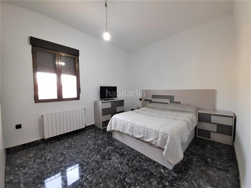 Foto 18885427-dc49-4fc7-be41-f803519365c4. Casa amb calefacció aparcament a Herrera (La)