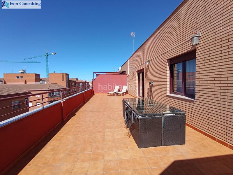 Foto 6bb6e654-0051-4116-b877-9f488f9c4a0e. Pis amb calefacció aparcament a El Pilar Albacete