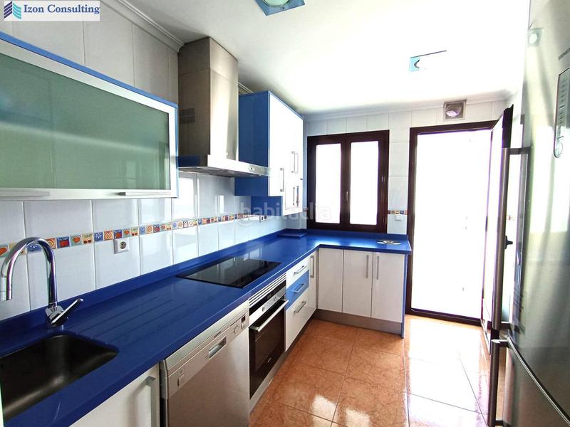 Foto 7c730c01-4f96-4c41-a3d1-d52baf357edf. Pis amb calefacció aparcament a El Pilar Albacete