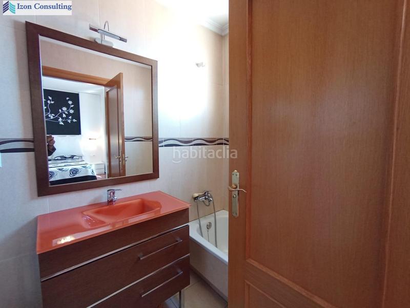 Foto a2afd816-ffa0-483d-b183-e8232daaa8a1. Pis amb calefacció aparcament a El Pilar Albacete