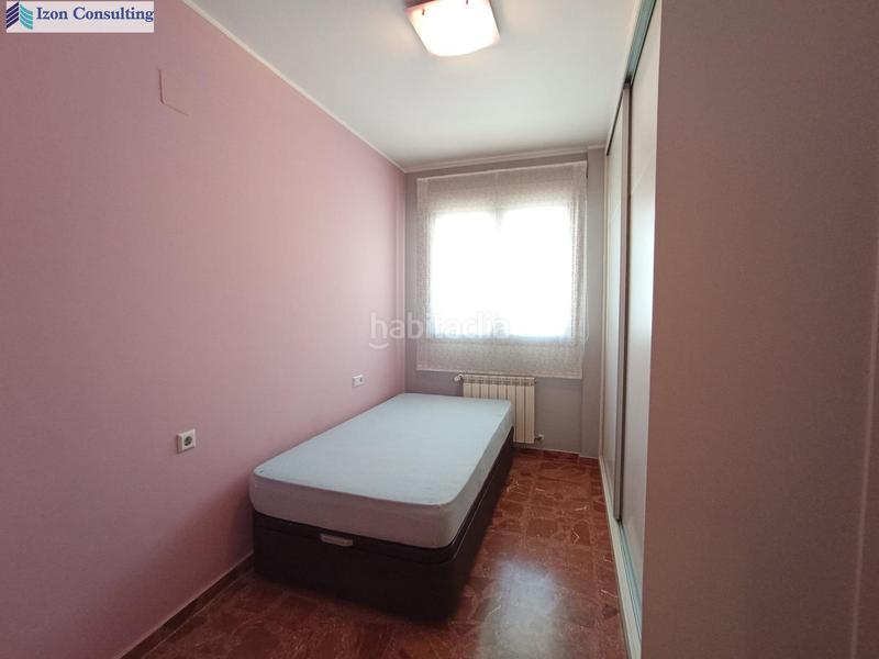 Foto e8eadefa-cadf-4a7e-9666-24306abdc79a. Pis amb calefacció aparcament a El Pilar Albacete