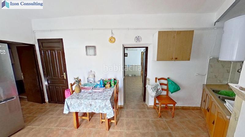 Foto e14e47a2-a819-4228-9f49-b5c7216365bc. Casa  con patio y garaje en Alcadozo