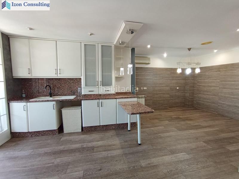 Foto 5e9b2202-c3a8-4205-82d9-47cbda3a45f7. Pis amb calefacció aparcament a Carretas - Pajarita Albacete