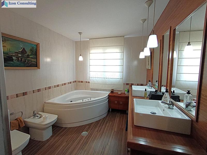 Foto 0e9384f0-c13f-477e-8e8c-052e9d9beb72. Chalet avec chauffage parking piscine dans Pedanías - Extrarradio Albacete