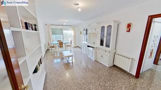 Pis a San Antonio Abad. 3 dormitorios, dos baños, garaje y trastero en albacete