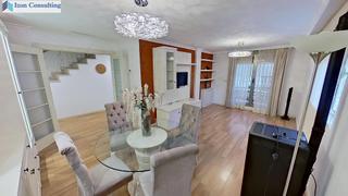 Maison jumele en Facultad de Medicina. Espectacular adosado en medicina de 5 dormitorios y 4 baos con