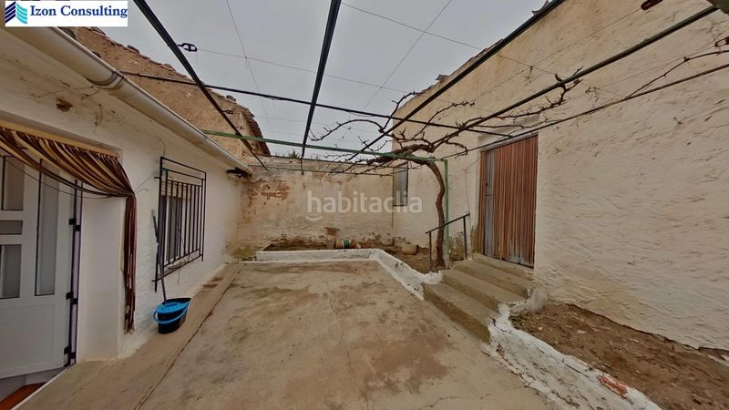 Foto 42748c52-cbe8-419e-a555-c01976a9631e. Casa amb aparcament a Alcadozo