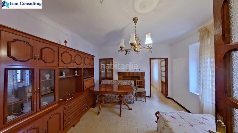 Foto 5bb4c983-dfb1-4099-8e2f-e1e83ace94c9. Casa amb aparcament a Alcadozo