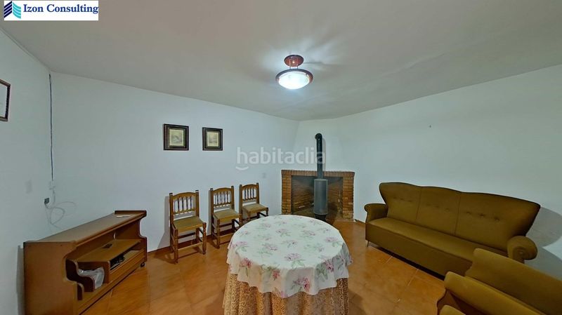 Foto 83a81ec3-803b-42c9-aa34-c06256f26144. Casa amb aparcament a Alcadozo