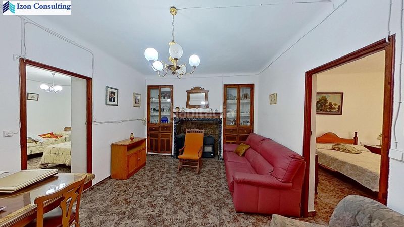 Foto da3fb41c-8999-48ba-bb72-ab96130bf6ee. Casa amb aparcament a Ontur