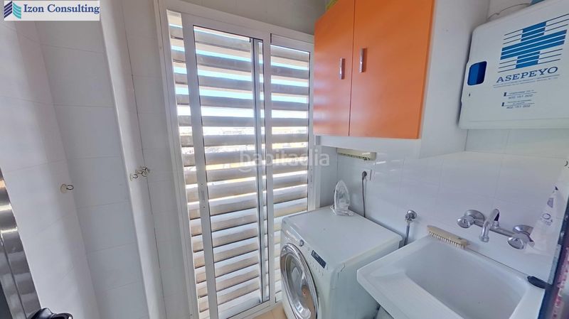 Foto f06c1f7e-b7e2-4667-bfab-751189a037f2. Pis amb calefacció aparcament a Facultad de Medicina Albacete