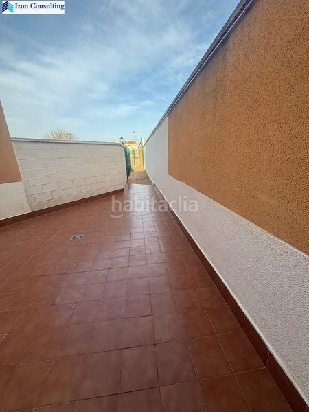 Foto 434ac038-5c4f-4d63-8171-c922fd38d14e. Casa adossada amb aparcament a Motilleja