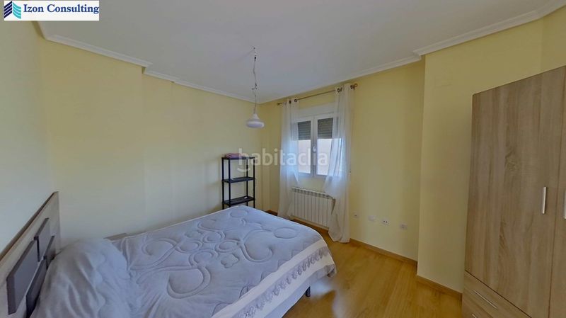 Foto 6a8993f3-99b1-4ee4-b21c-dd829a4b1342. Casa adossada amb aparcament a Motilleja